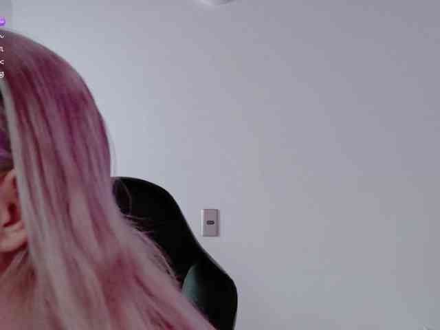 Aisha-engel webcam