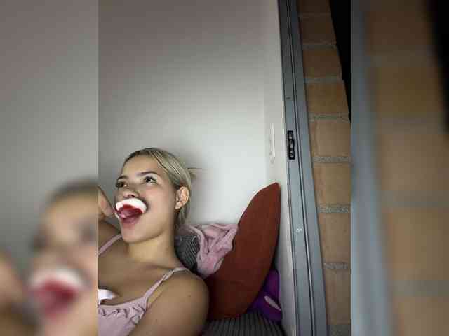 Aisha-engel webcam