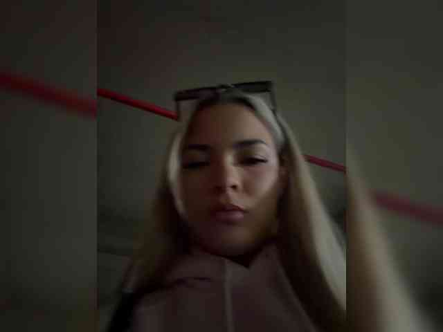 Aisha-engel webcam