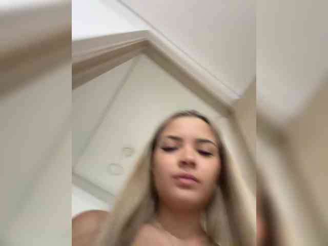 Aisha-engel webcam