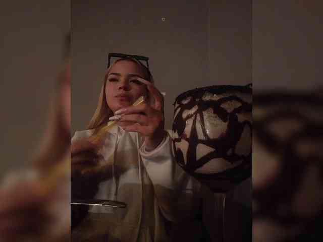 Aisha-engel webcam