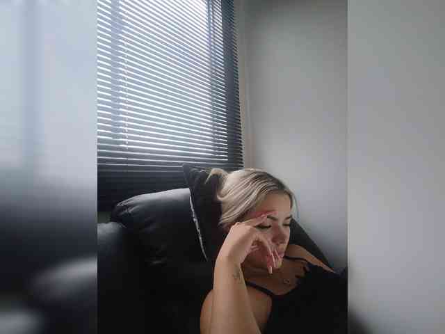 Aisha-engel webcam