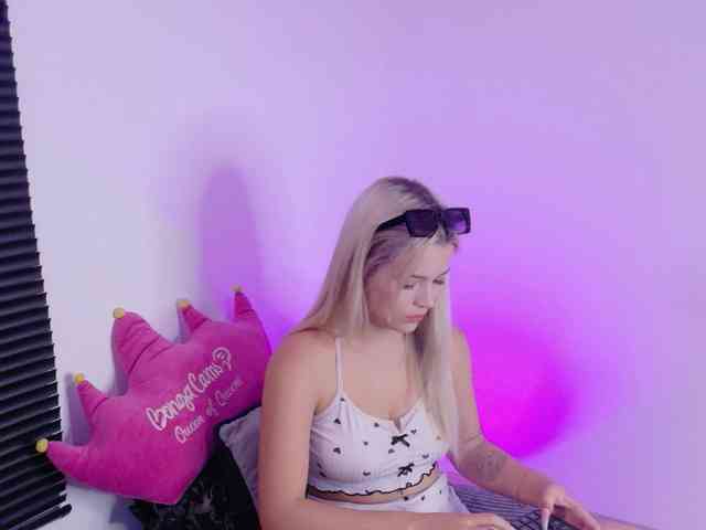 Aisha-engel webcam