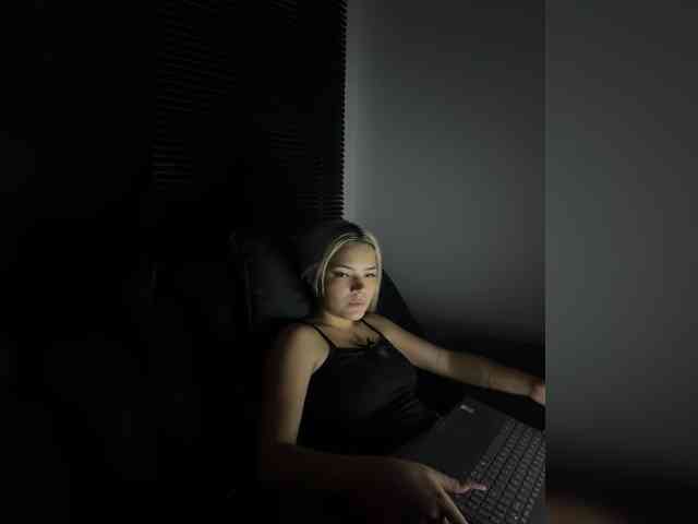 Aisha-engel webcam