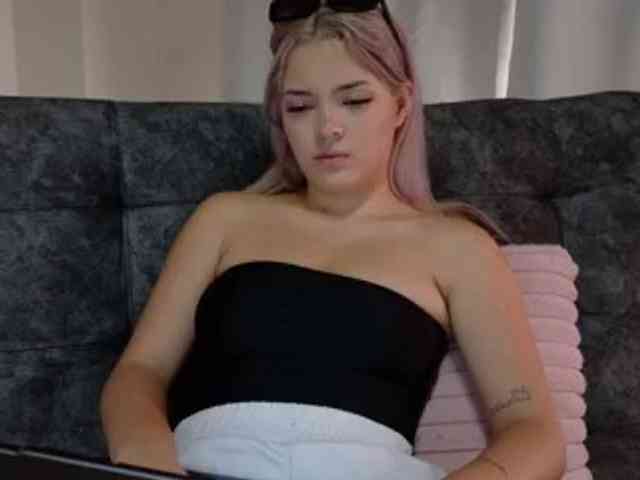 Aisha-engel webcam