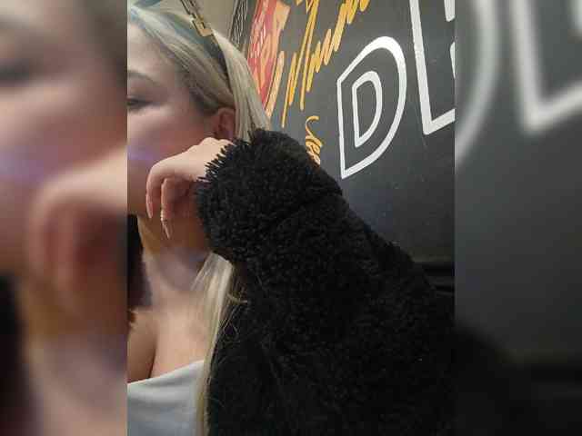 Aisha-engel webcam