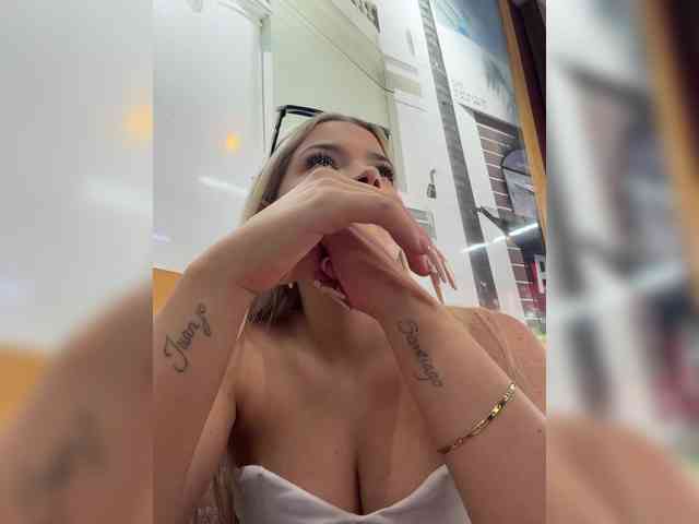 Aisha-engel webcam
