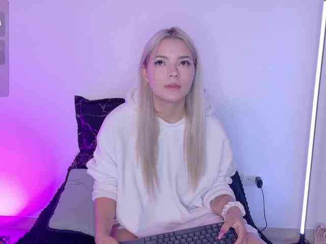 Aisha-engel webcam