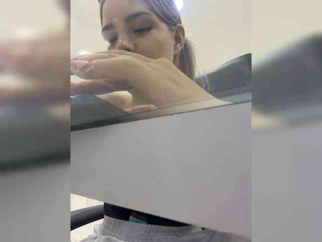 Aisha-engel webcam