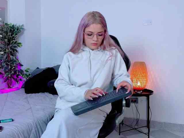 Aisha-engel webcam