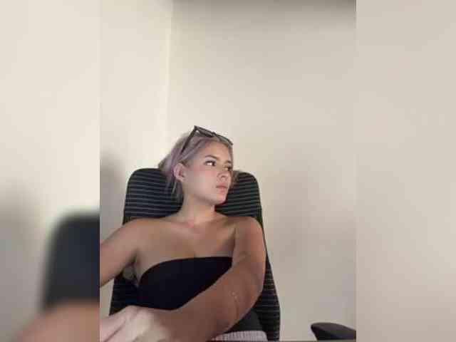 Aisha-engel webcam