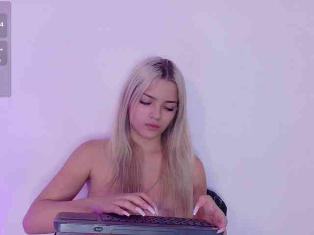 Aisha-engel webcam