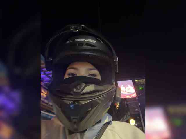 Aisha-engel webcam