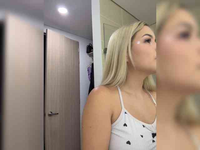 Aisha-engel Live Webcam on BongaCams
