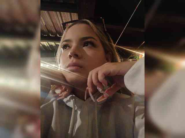 Aisha-engel webcam