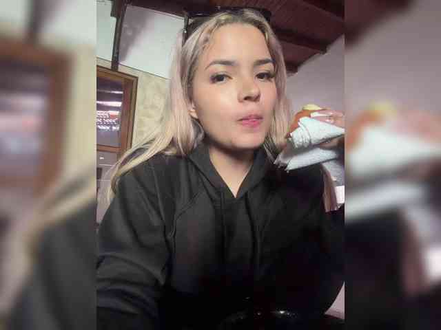 Aisha-engel webcam