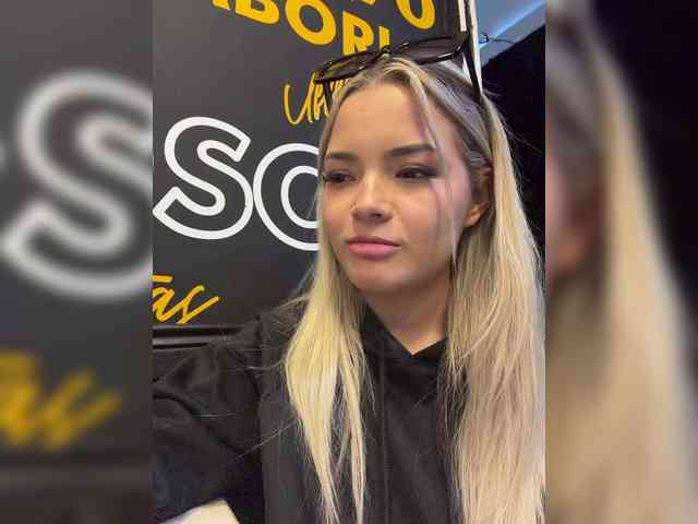 Aisha-engel webcam