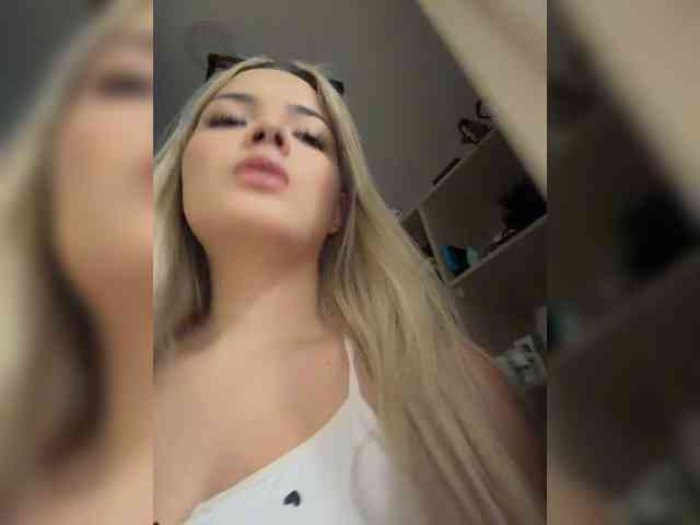 Aisha-engel webcam