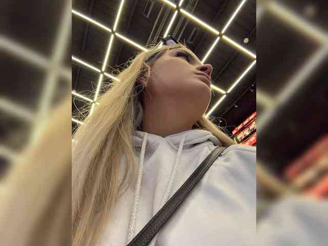 Aisha-engel webcam