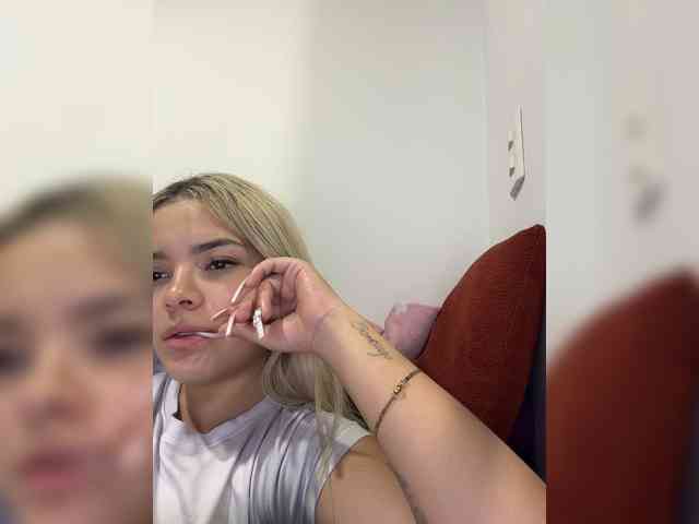 Aisha-engel webcam