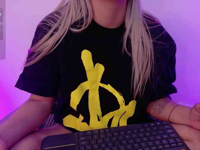 Aisha-engel webcam