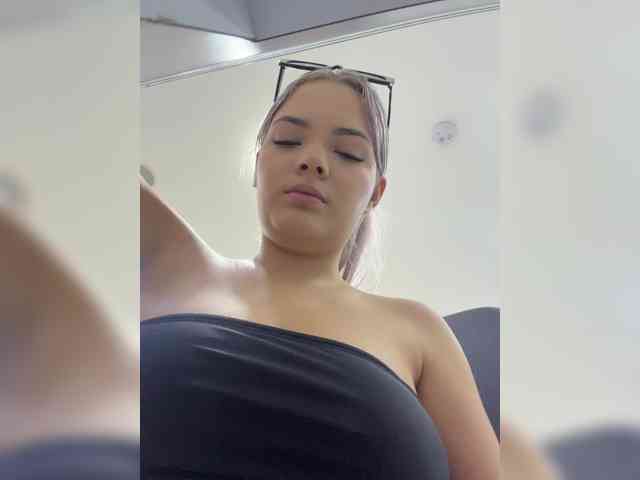 Aisha-engel webcam