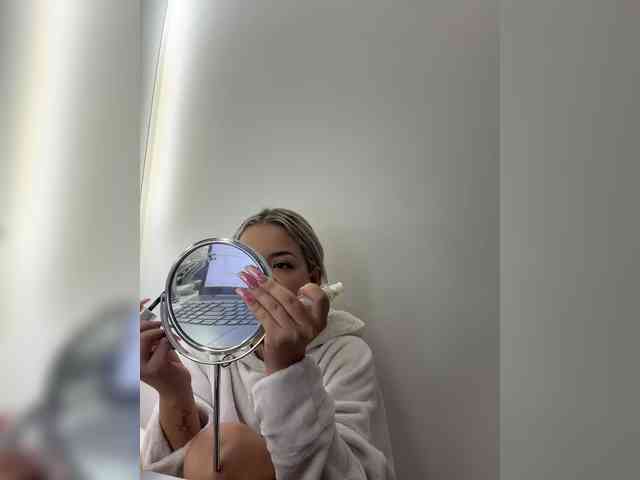 Aisha-engel webcam