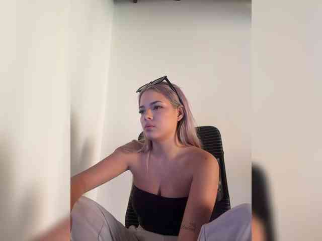 Aisha-engel webcam