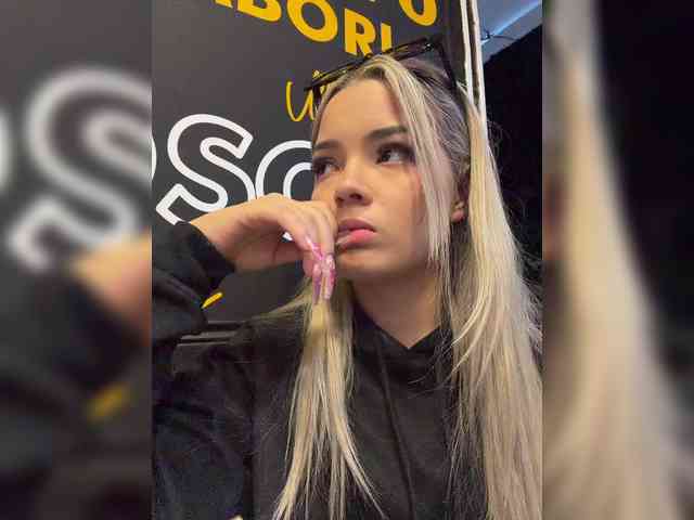Aisha-engel webcam