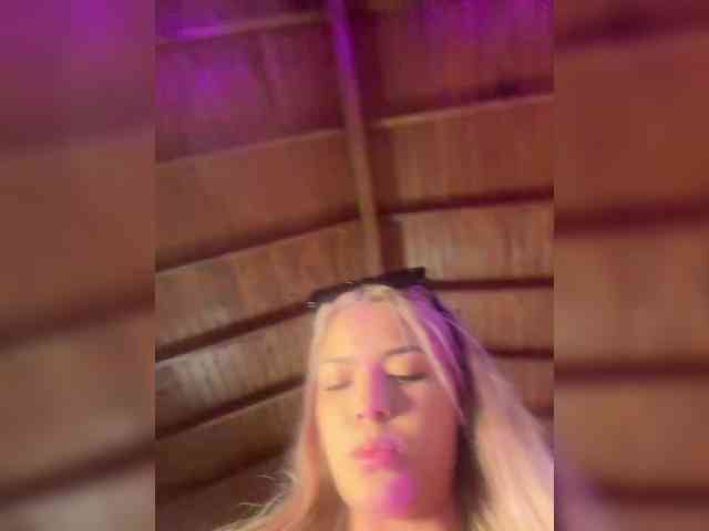 Aisha-engel webcam