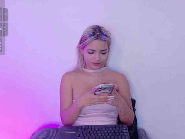 Aisha-engel webcam
