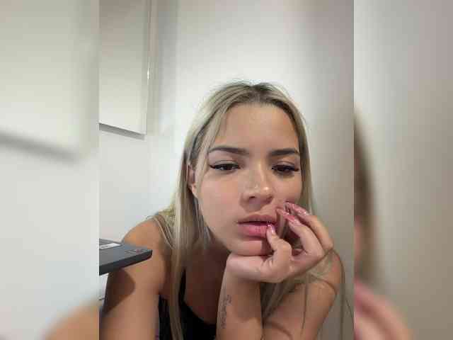 Aisha-engel webcam