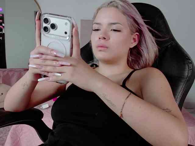Aisha-engel webcam