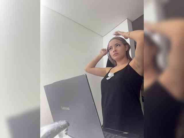 Aisha-engel webcam