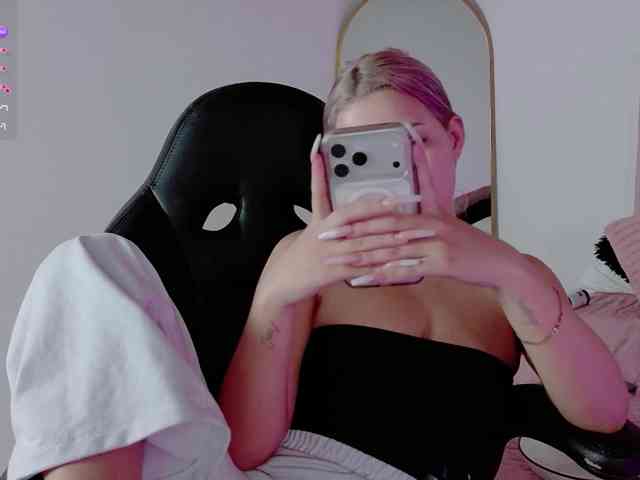 Aisha-engel webcam