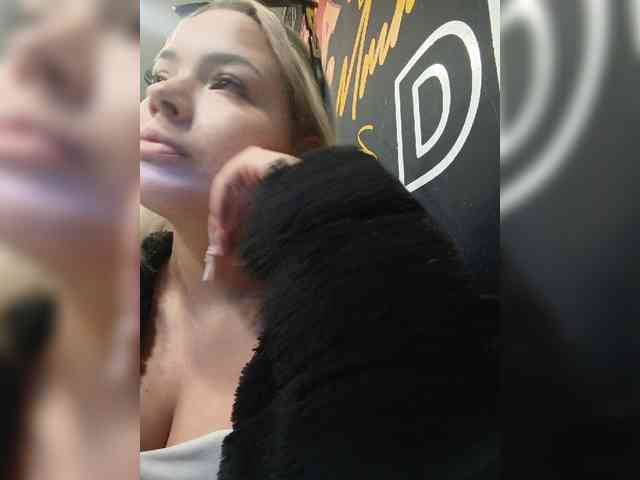 Aisha-engel webcam
