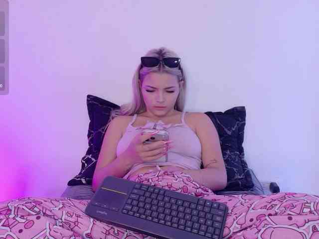 Aisha-engel webcam