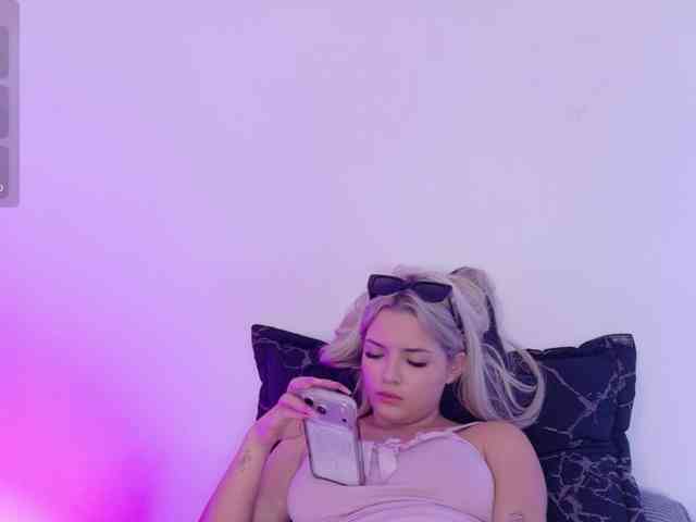 Aisha-engel webcam