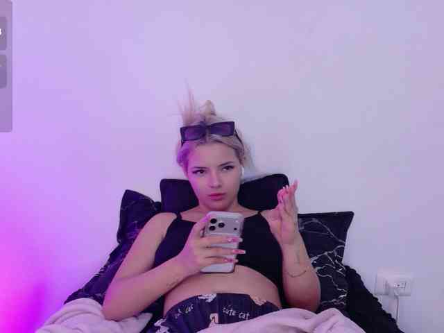 Aisha-engel webcam