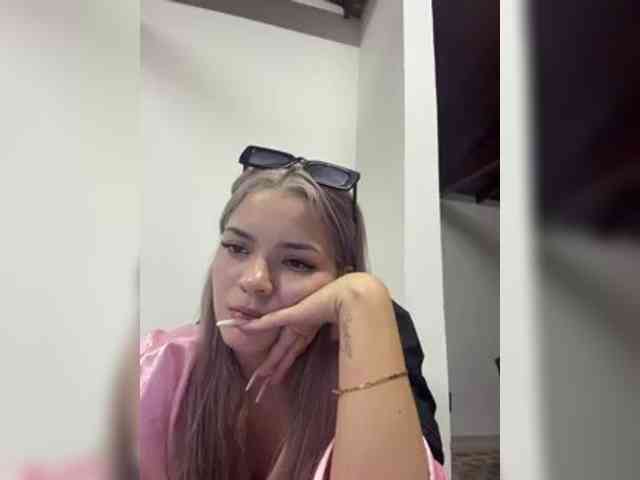 Aisha-engel webcam