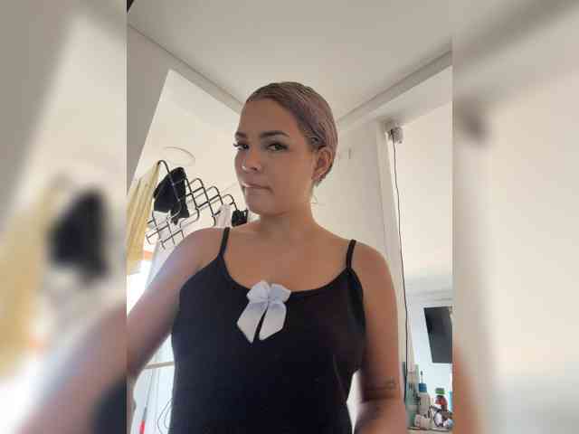 Aisha-engel webcam