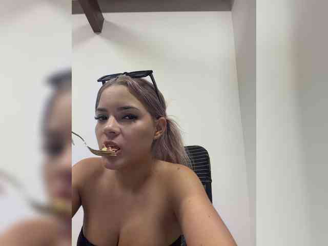 Aisha-engel webcam