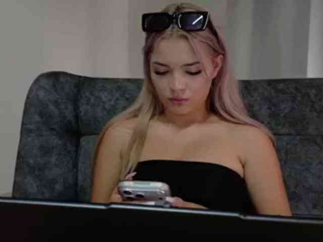Aisha-engel webcam