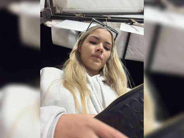 Aisha-engel webcam