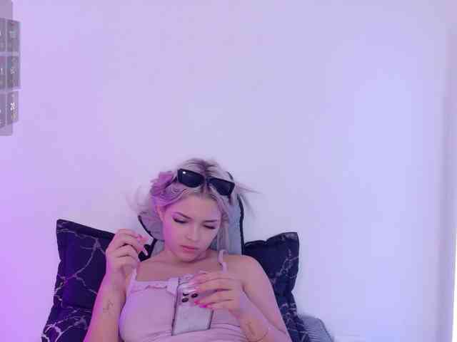 Aisha-engel webcam