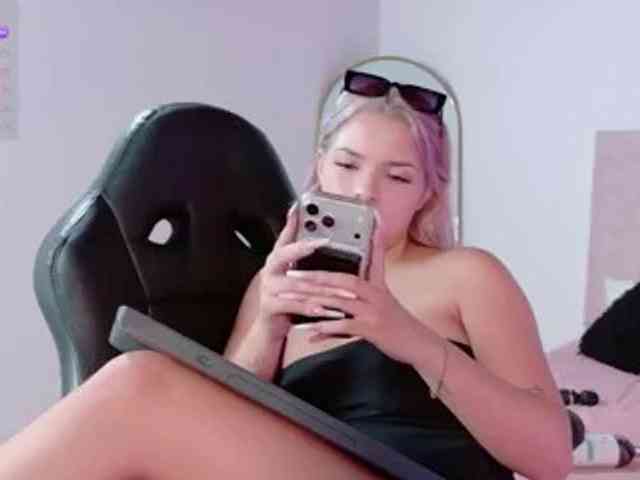 Aisha-engel webcam