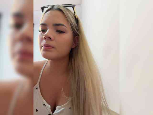 Aisha-engel webcam