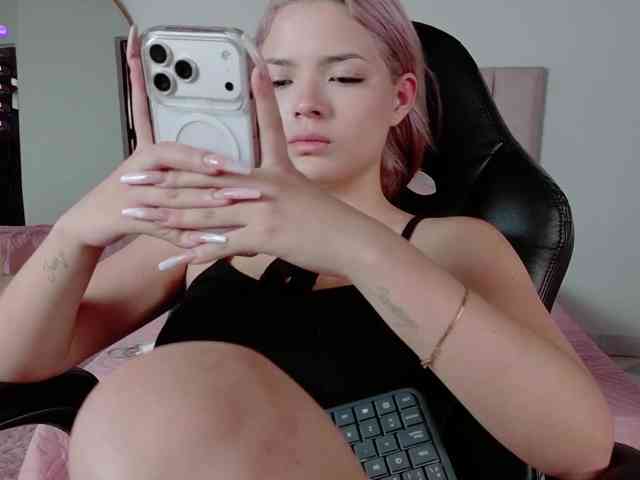Aisha-engel webcam