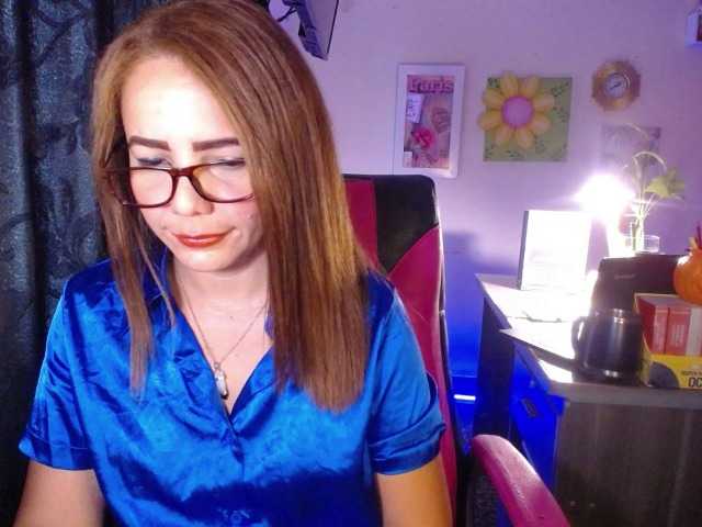 danielle-rose live cam on BongaCams