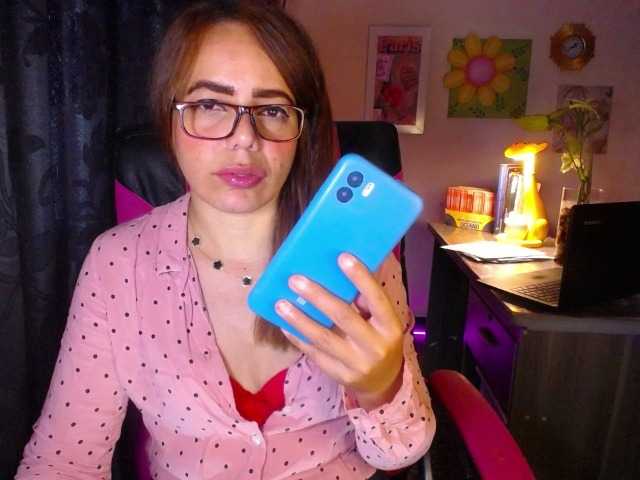 danielle-rose live cam on BongaCams